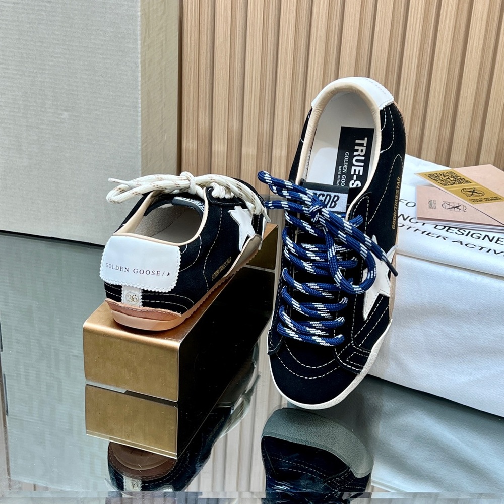 Golden Goose black flat shoes, slip-on shoes - Picture 4 of 6